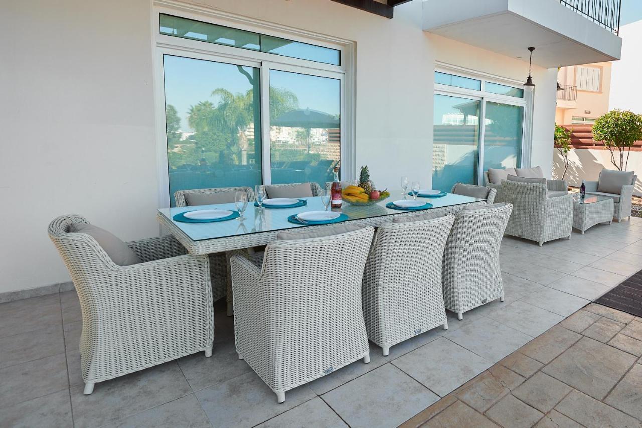 Beach Front Bella Vista By Ezoria Villas Protaras Extérieur photo
